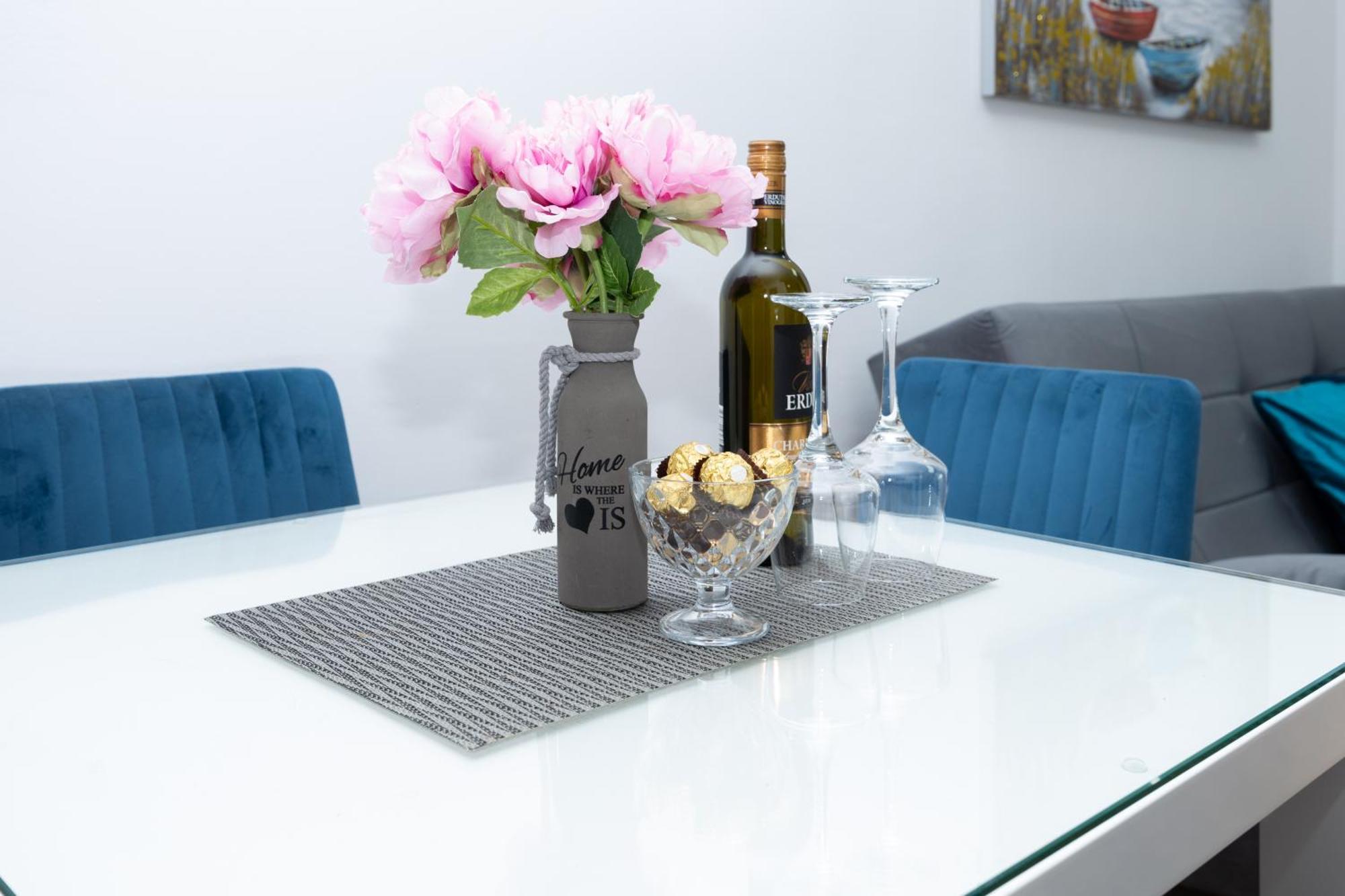 Apartment Paolo By The Beach Znjan Split Exterior foto